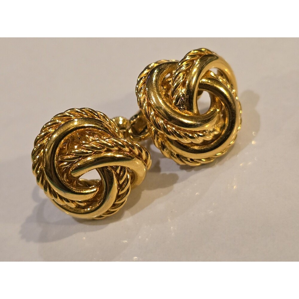 JS Gold Tone Love Knot Clip On Earrings Twisted Rope Nautical Vintage Style 1357